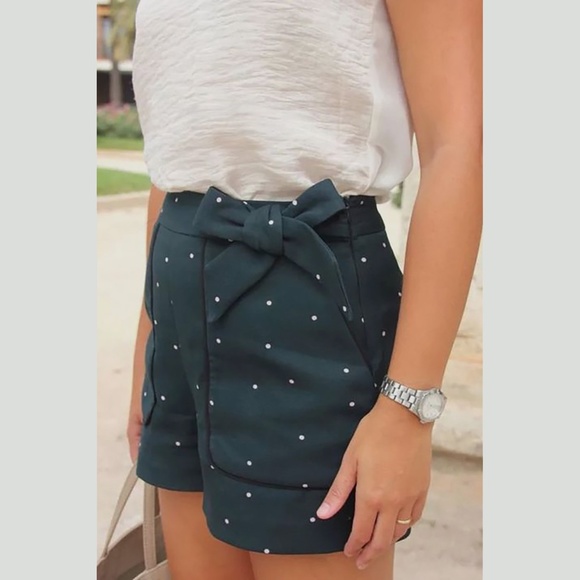 Zara | High-Waist Polka Dot Tailored Shorts - Picture 1 of 10